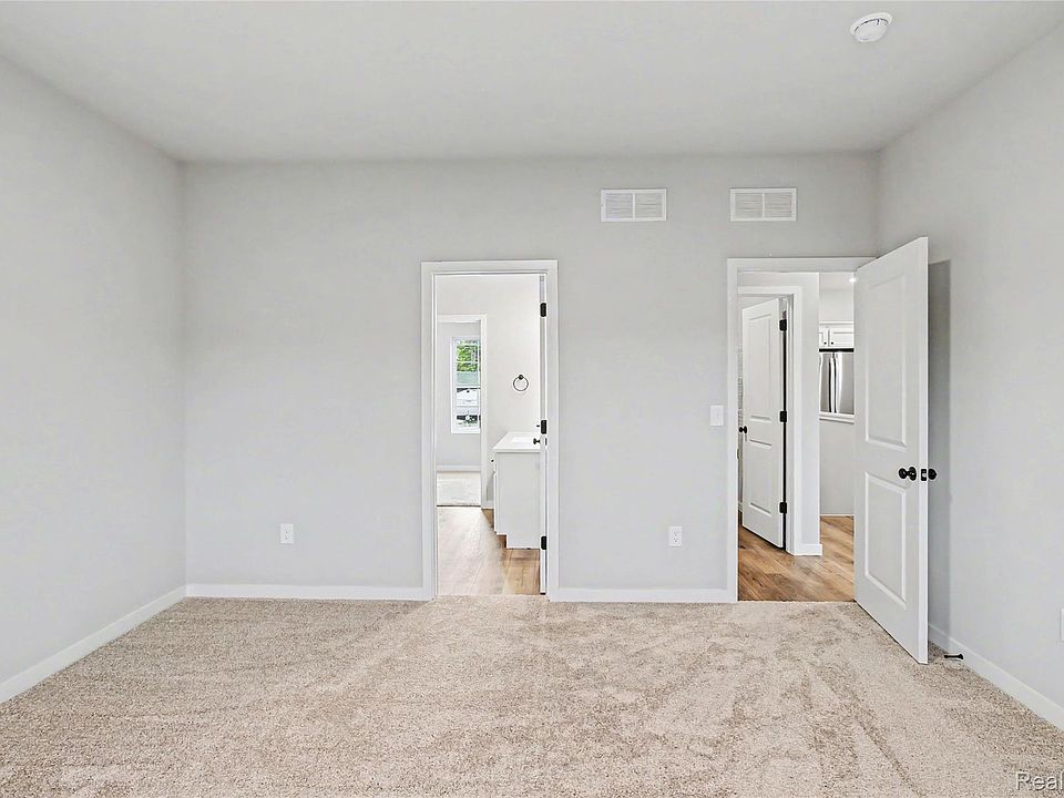 1210 Lockes St, photo 10