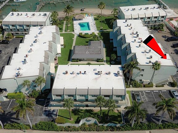 3rd image of 1300 Seaway Drive #D6