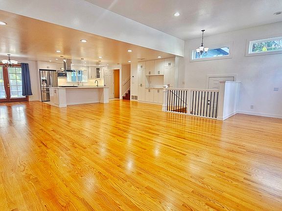 5th image of 5305 155th Ave NE