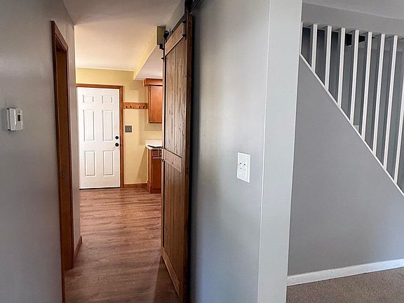 3rd image of 316 Wolcott Ave