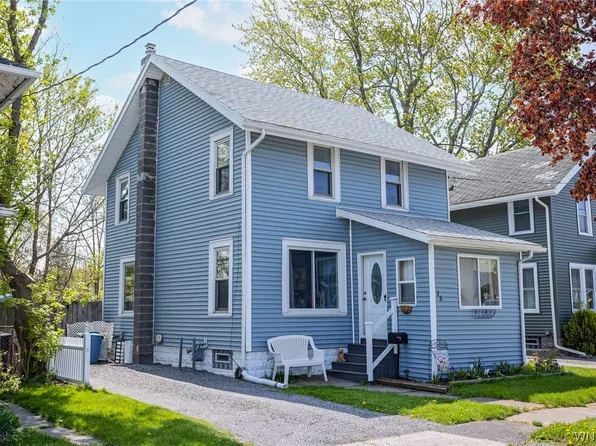 15 S Lyon St, Batavia, NY 14020