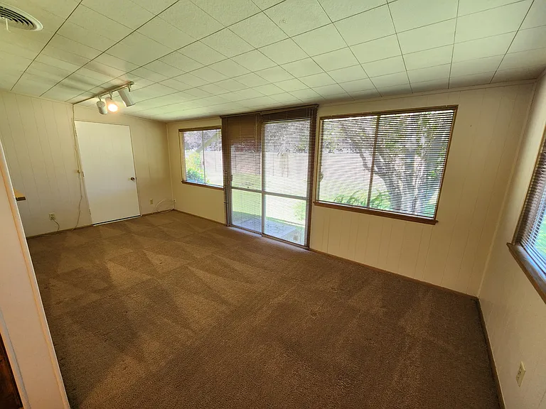 5604 Indian Wells Ave — Photo 8