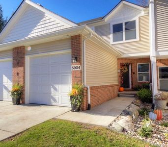 5904 Woodruff View Dr, Brighton, MI, 48116
