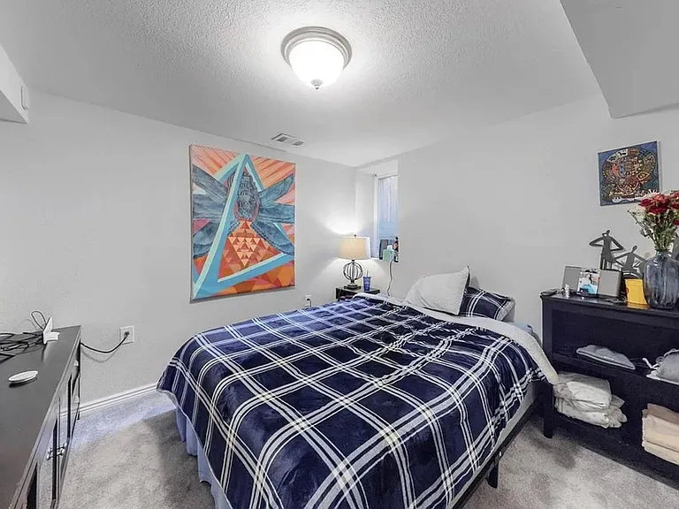 1426 Lowell Blvd — Photo 5