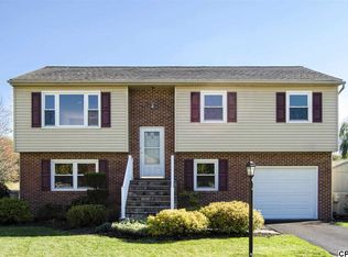 945 Farelane Ct, Harrisburg, PA 17112