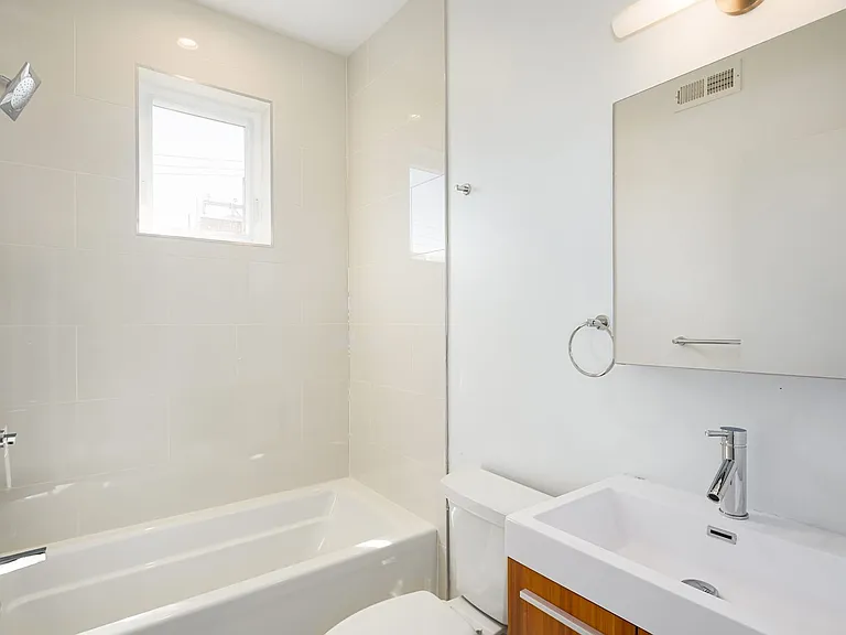 1326 N Mascher St #N — Photo 11