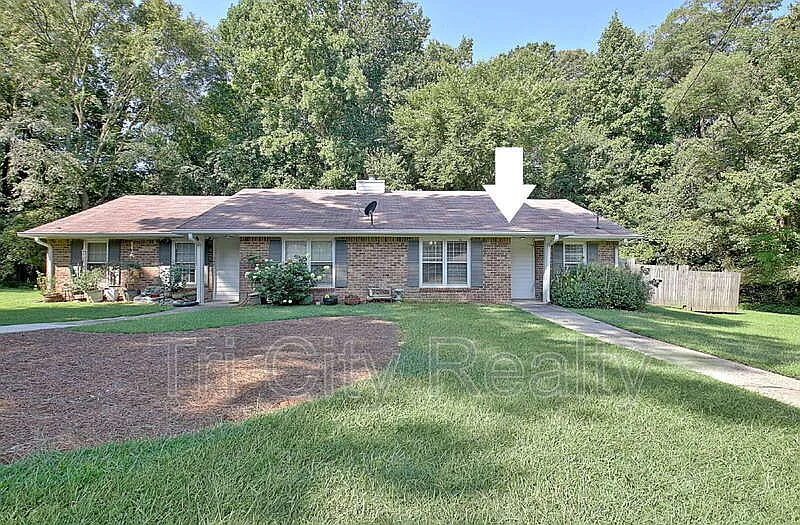 2 bed, 1.5 bath, 1050 sqft, $1,500 — Photo 2