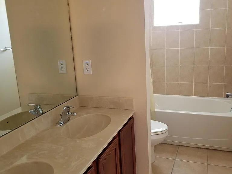 20422 Needletree Dr — Photo 11
