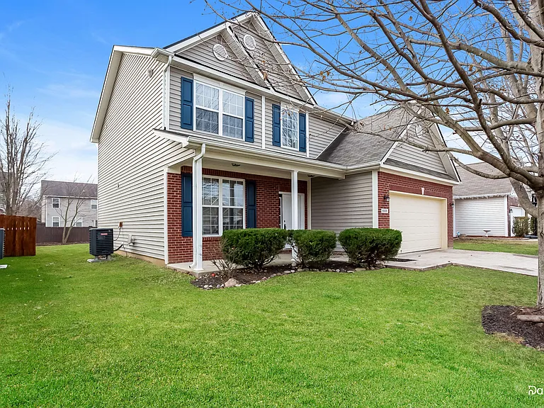 6535 Locust Grove Dr — Photo 2