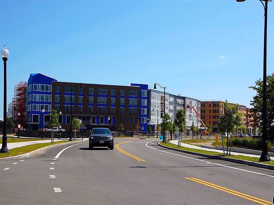 2nd image of 1 Patriot Pkwy