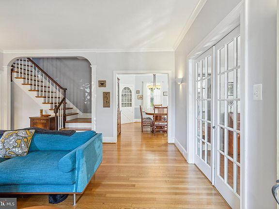 4th image of 206 Park Dr
