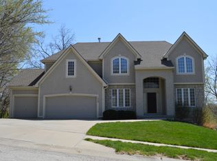 1420 Timber Ridge Dr, Liberty, MO 64068