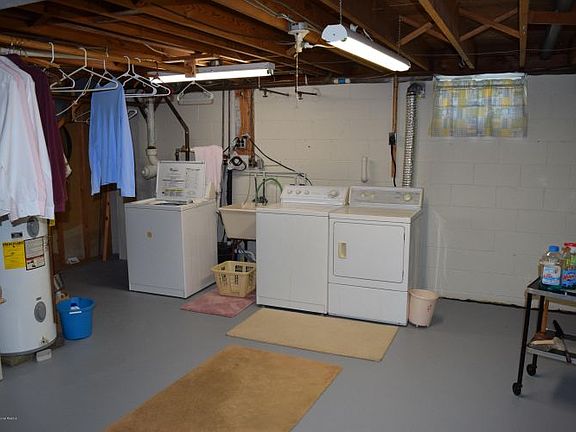 5th image of 113 Rivercrest Dr