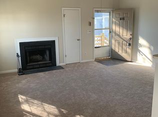 60 Emeraude Plag #A, Hampton, VA 23666