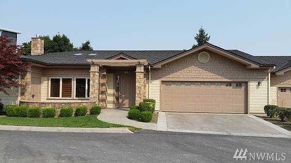1st image of 443 River Walk Dr