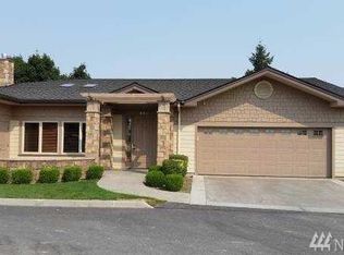 443 River Walk Dr, Wenatchee, WA 98801