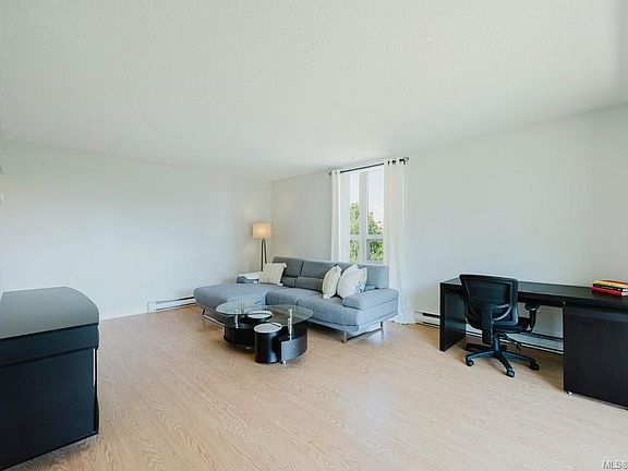 2nd image of 1545 Pandora Ave #306