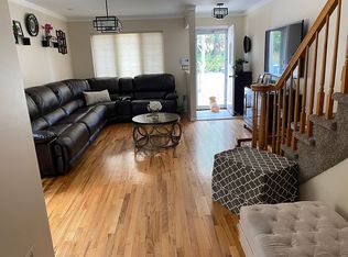 631 Hylan Blvd, Staten Island, NY 10305
