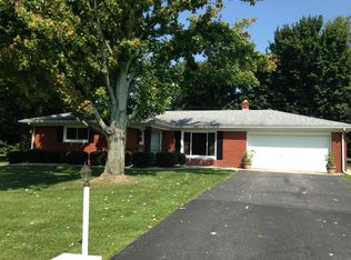 130 W Sycamore Ln, Rushville, IN 46173