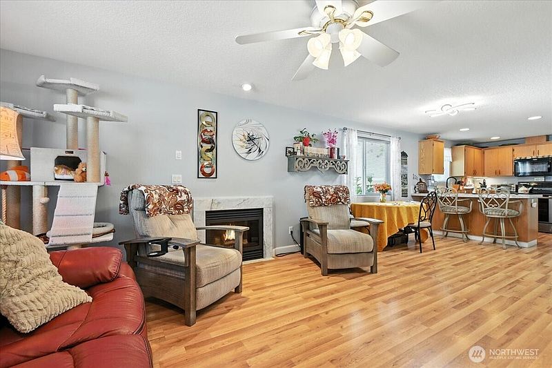 5th image of 17311 SE 15th Way