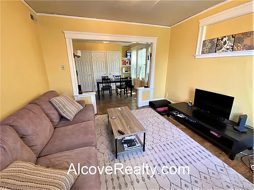 223 Summer St Photo 1