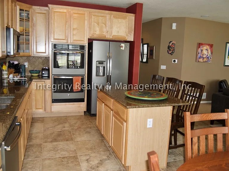 10328 Longwood Way — Photo 15