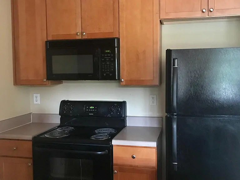 502 Pryor St SW — Photo 7