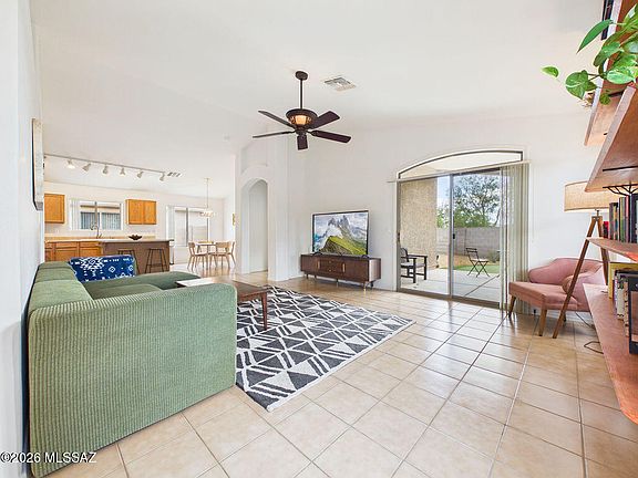 4th image of 39642 S Old Arena Dr