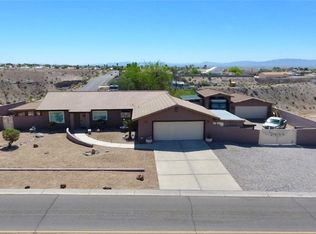 1894 Corwin Rd, Bullhead City, AZ 86442