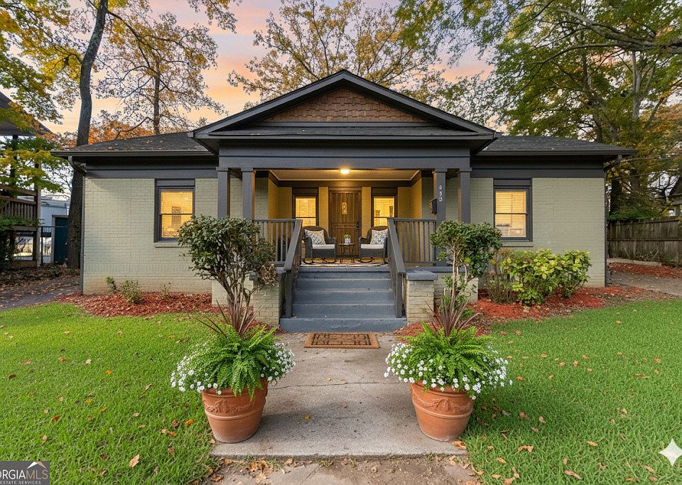 1st image of 409 Inman St SW