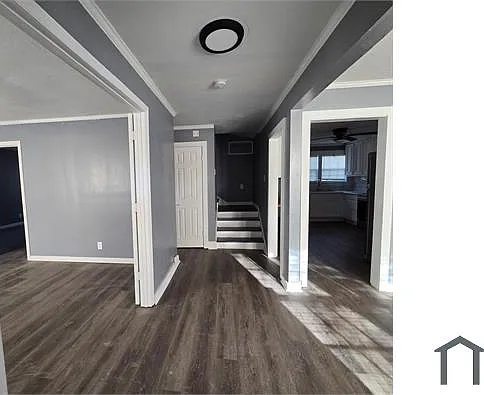 405 Washington St #1 — Photo 7