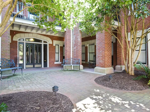 400 E Washington St, Greenville, SC 29601