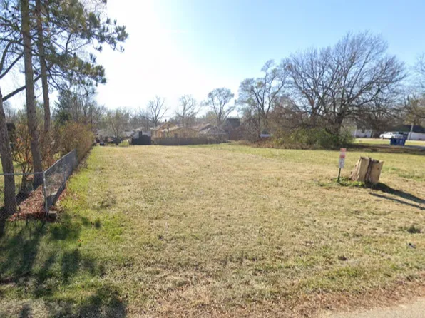 216 Dellwood Ave, Lockport, IL 60441