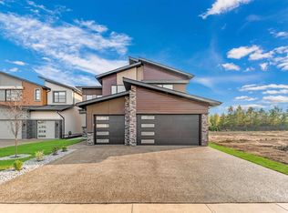 715 165th Ave NW, Edmonton, AB T5Y 0L8