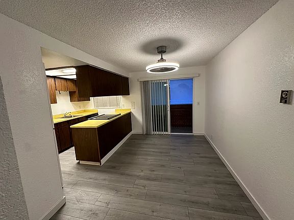 4th image of 120 Stanford Dr APT D