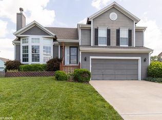19230 W 209th St, Spring Hill, KS 66083
