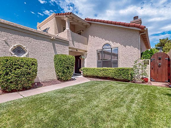 3rd image of 10717 Malaguena Ln NE