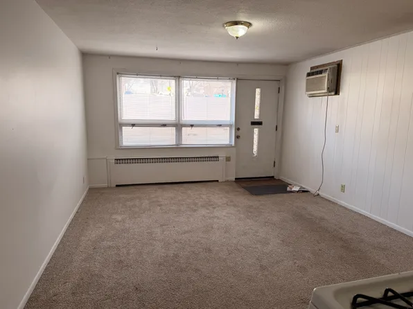 1368-1370 7th St E #1370-1, Saint Paul, MN 55106