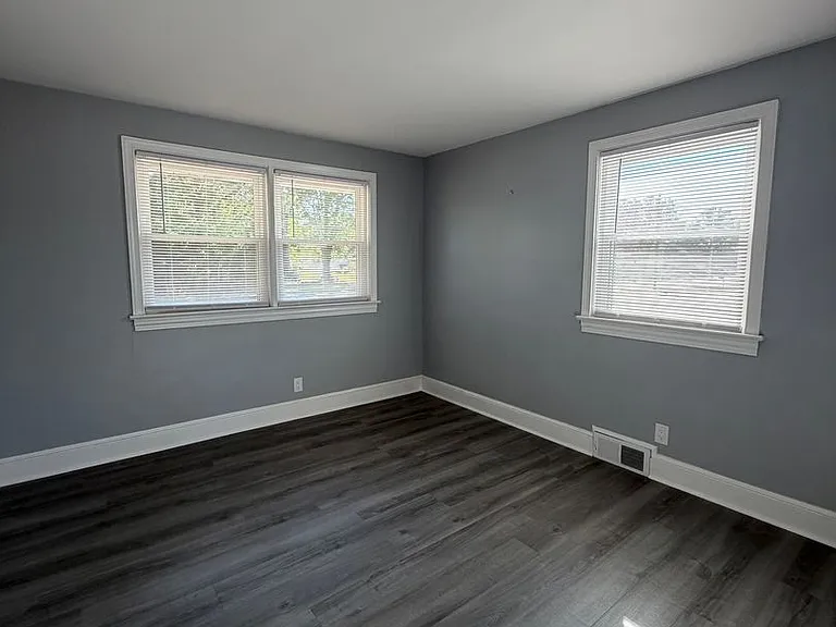1900 Westover Dr — Photo 15