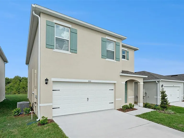 2113 Walnut Creek Dr — Photo 2