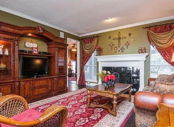 3rd image of 2 Waterwood Ct