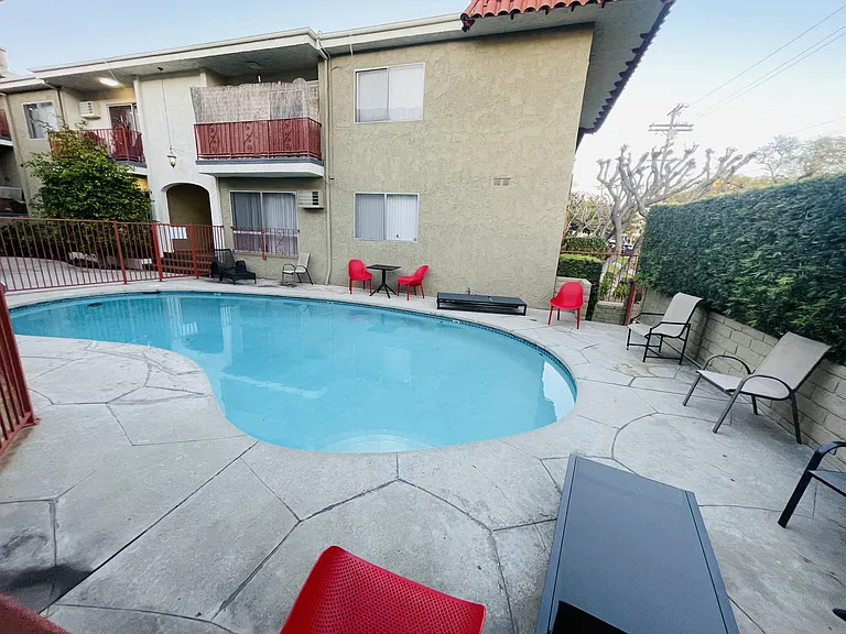 pool view