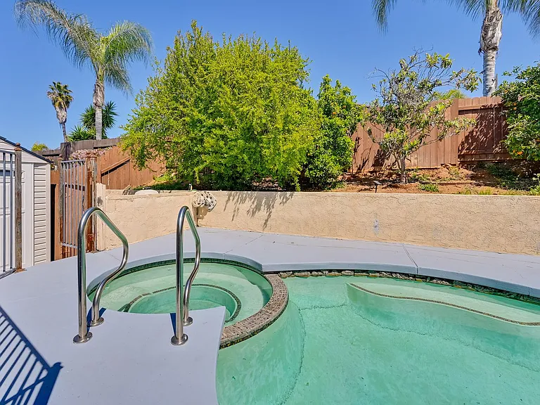 719 Mahogany Dr #ID1546076P — Photo 17
