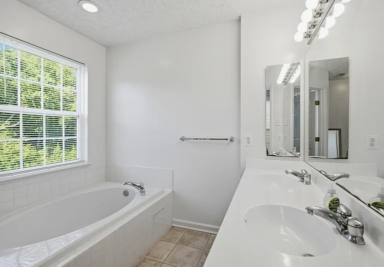 514 Sourghum Ct — Photo 11