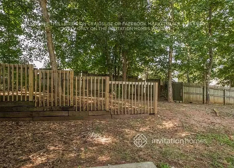 449 Tower Pl — Photo 23
