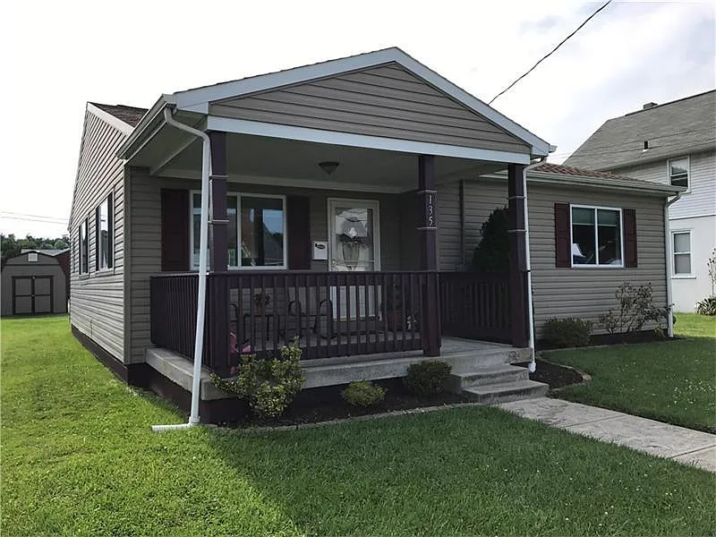 135 Herron Ave photo 1