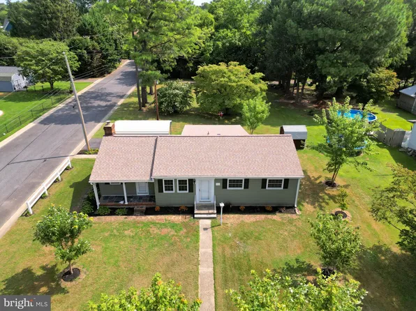 402 Maryland Ave, Ridgely, MD 21660