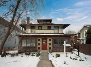 422 N Lake St, Aurora, IL 60506