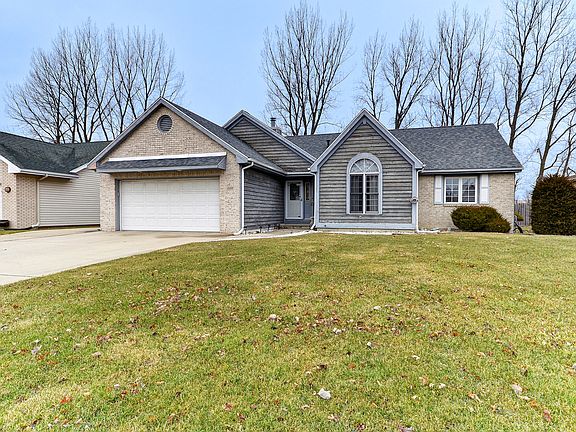 2nd image of 1009 W Longfellow Dr