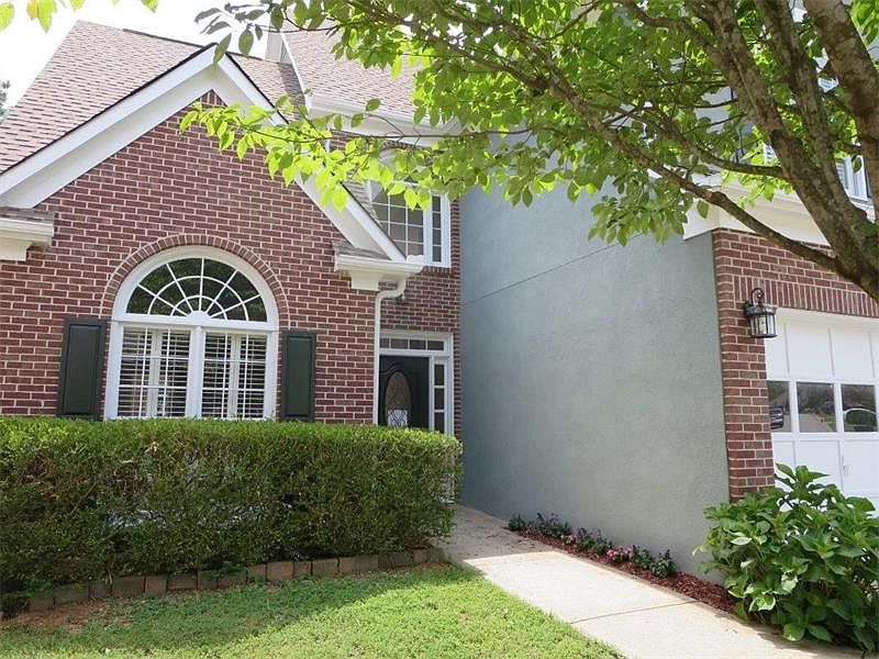 1st image of 2057 Drogheda Ln